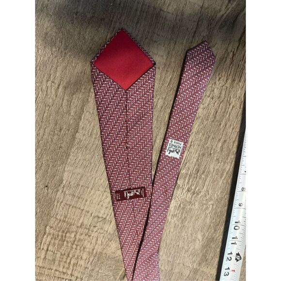 Men’s Hermes necktie - Picture 1 of 5